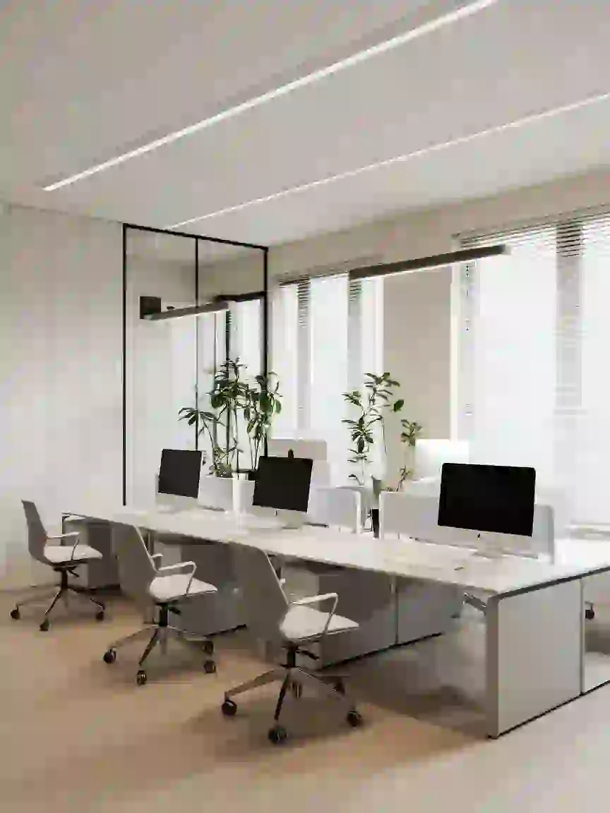AI-genereret luksus CEO-kontor med gulv-til-loft-vinduer og panoramaudsigt over byens skyline.