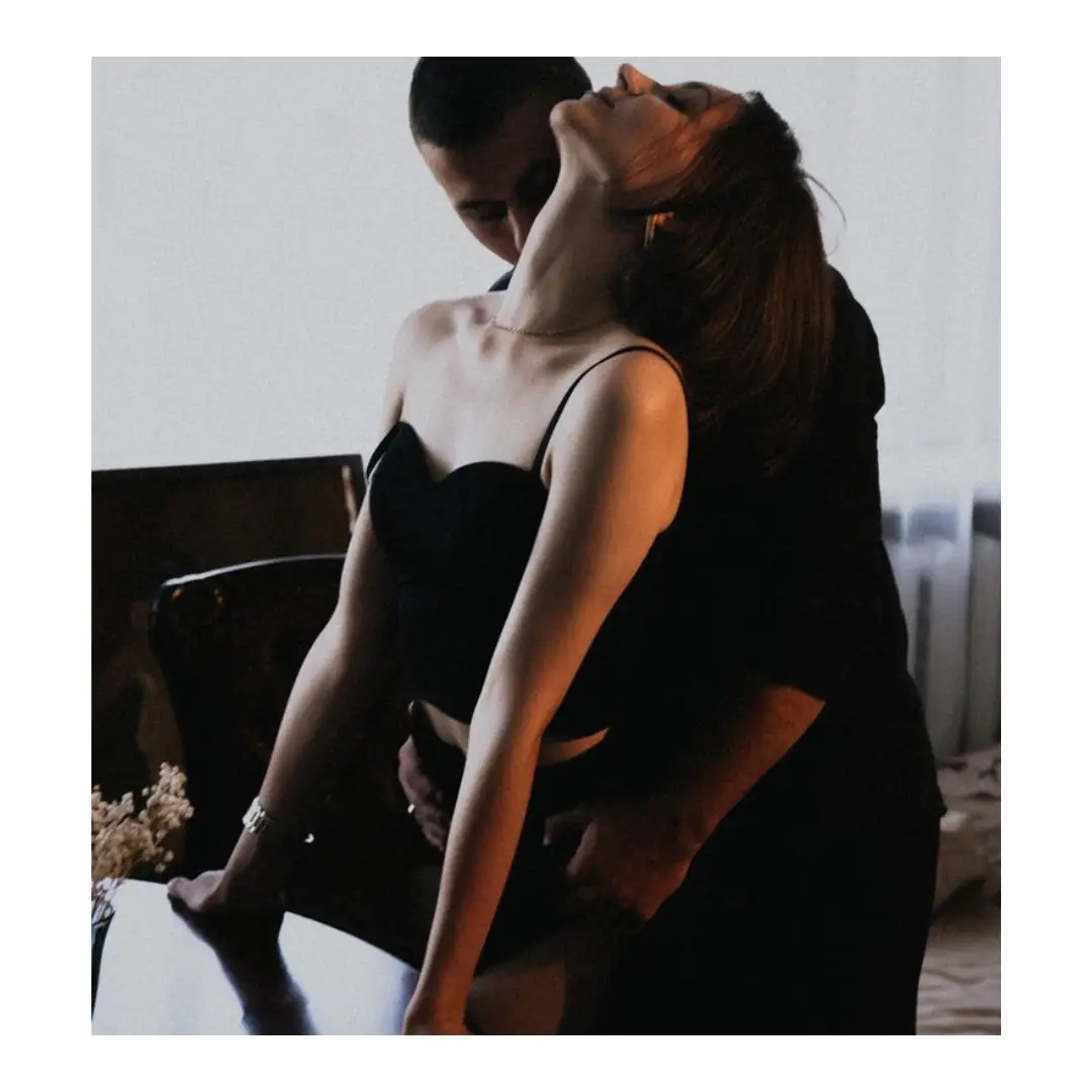AI face swap between a woman and a man in sex, the scene is very hot.